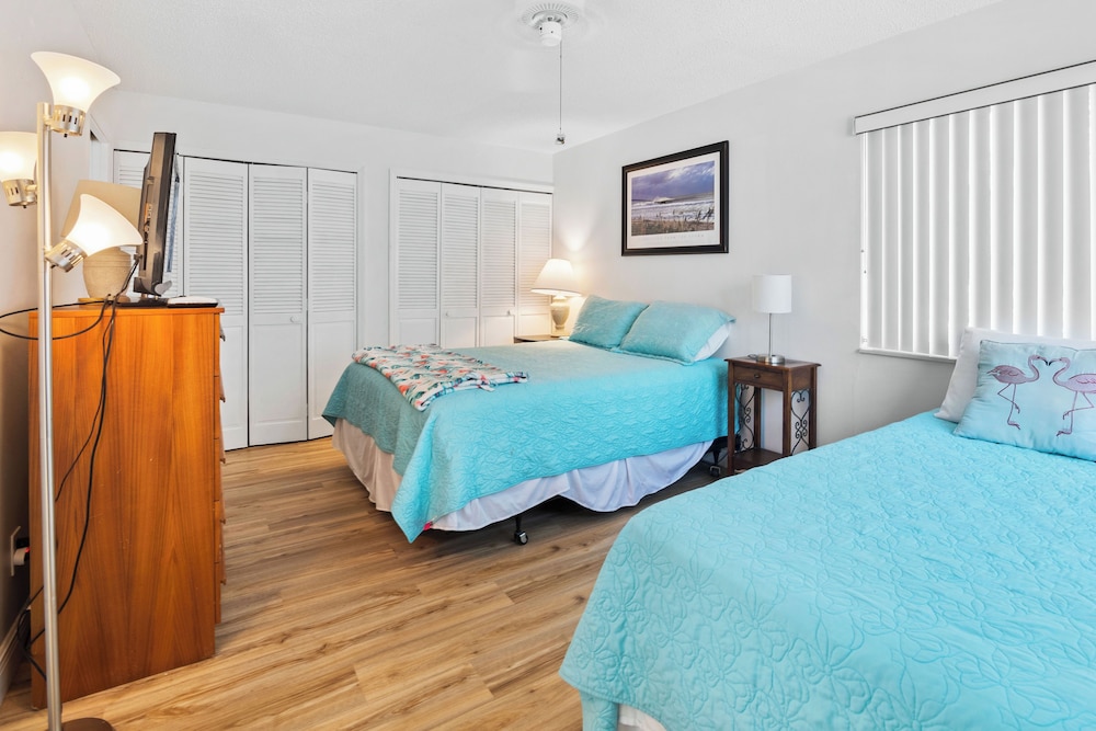 Sea Woods Villa 4406