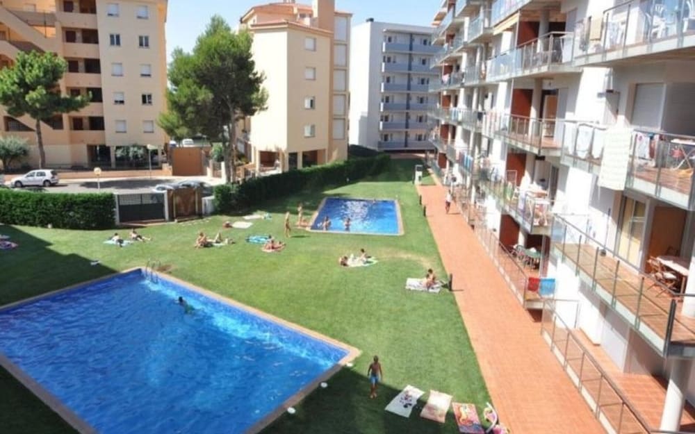 Apartment in Roses Near the Beach