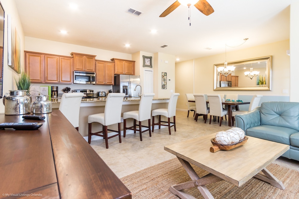 Story Lake Town Home Sleeps 10 view 4