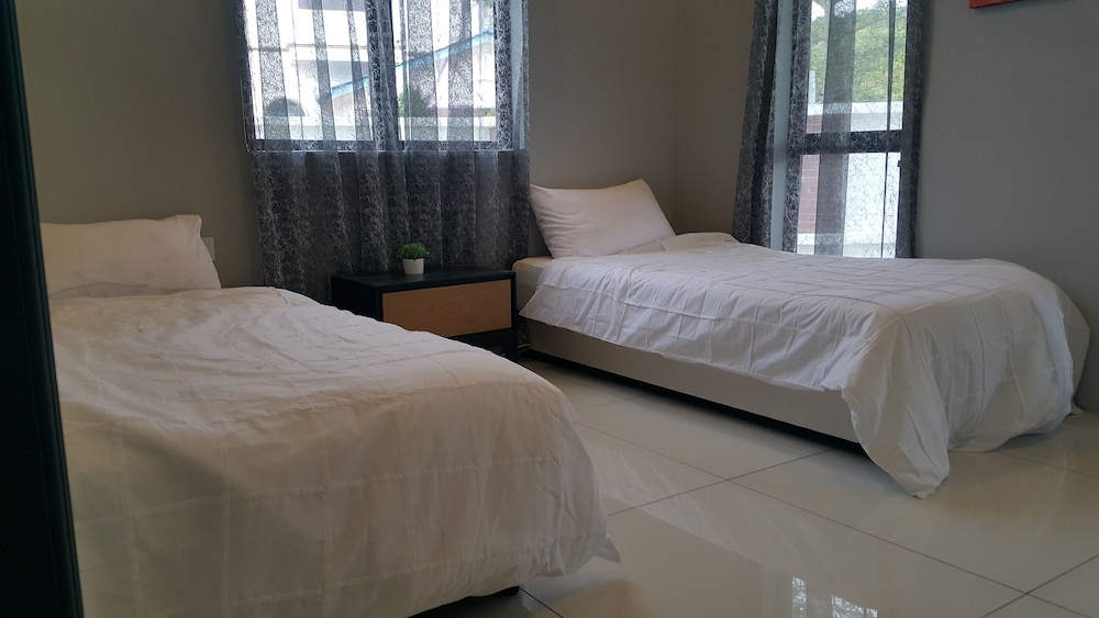 Atlantis Pool Villa Ipoh