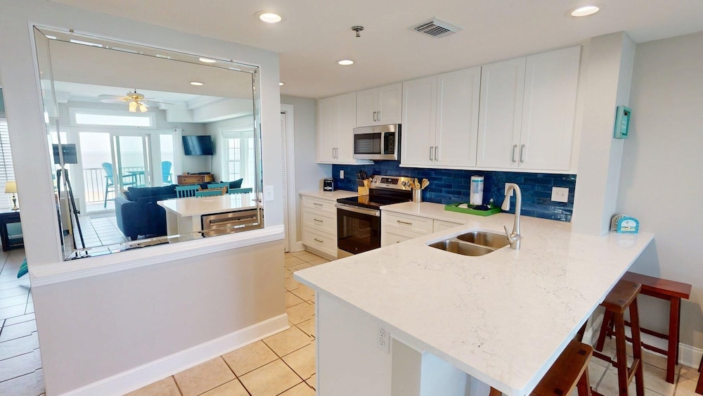 Bay View Villas 3 by Tybee Vacation Rentals