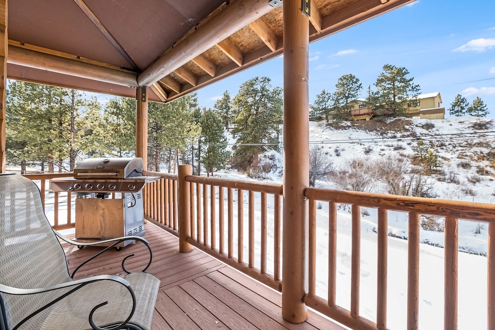 Creekside -- Ev #3481 4 Bedroom Home by RedAwning view 4