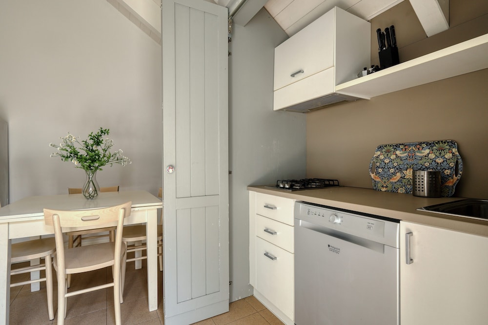 JOIVY Cosy 1BR flat near Sempione Park