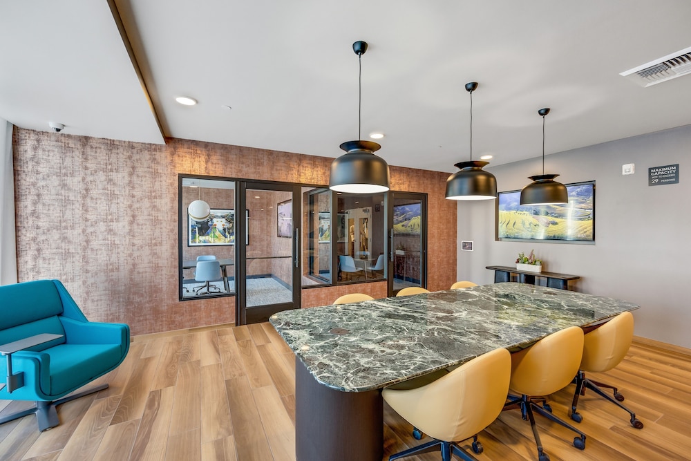 meeting & event spaces