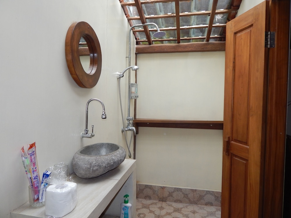 Alamanda Family Villas & Pool