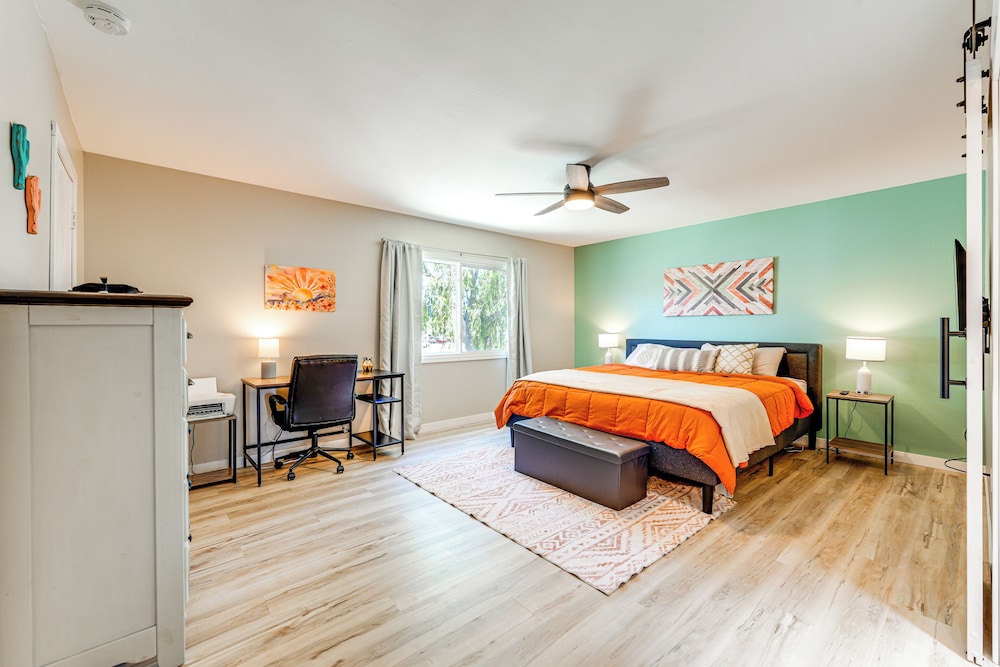 2 Mi to Old Town Scottsdale: Unit w/ Fenced Yard!