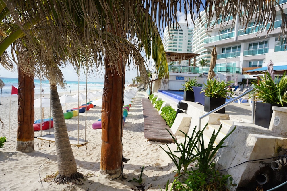 Ocean Dream 1 Bedroom Condo