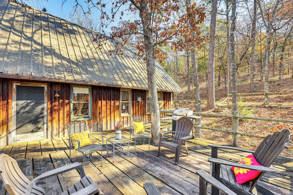 10 Mi to Sardis Lake: Home w/ Grill in Tuskahoma
