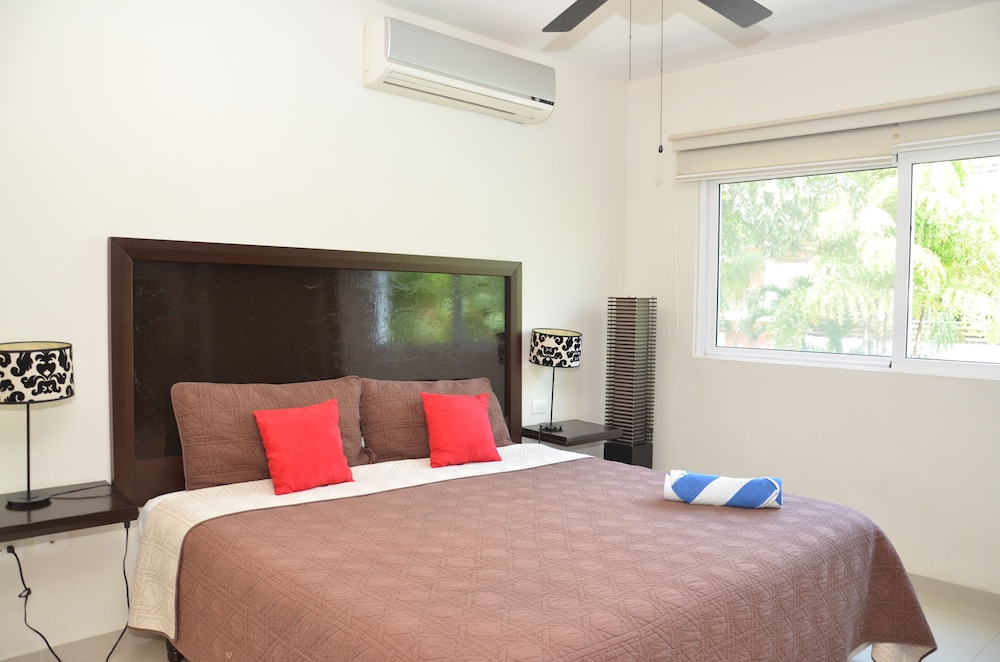 Condo Sabia Apartments by CSR