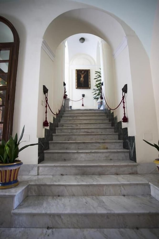 Domus San Vincenzo - Casa Religiosa di Ospitalità photo 1