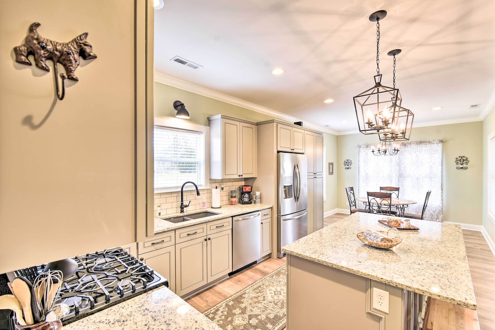 Newly Built Arab Abode Near Guntersville Lake view 4