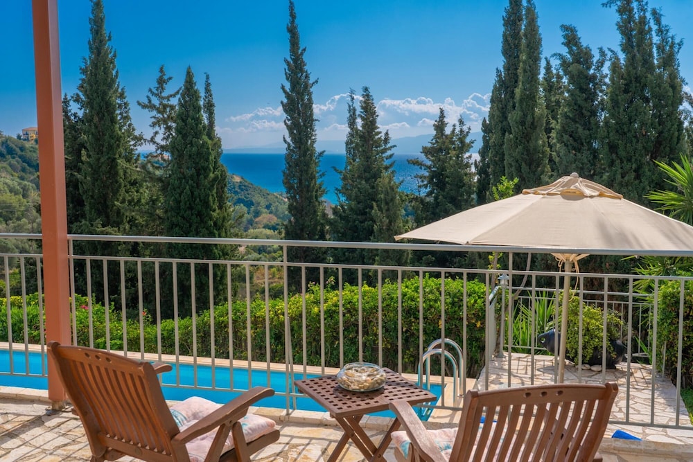 Villa Mounda Poseidon view 3