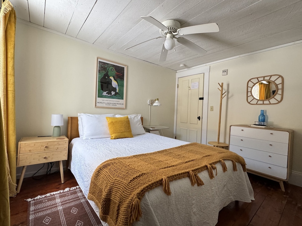 Harvest Barn Inn