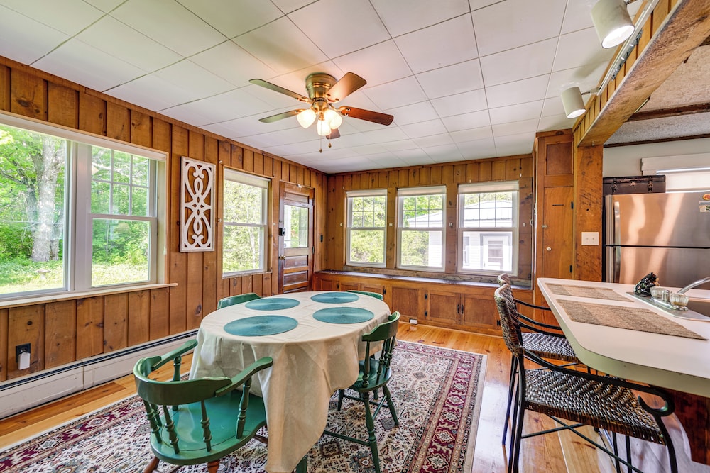 Cozy Cottage: Near Ski Bretton Wood & Franconia