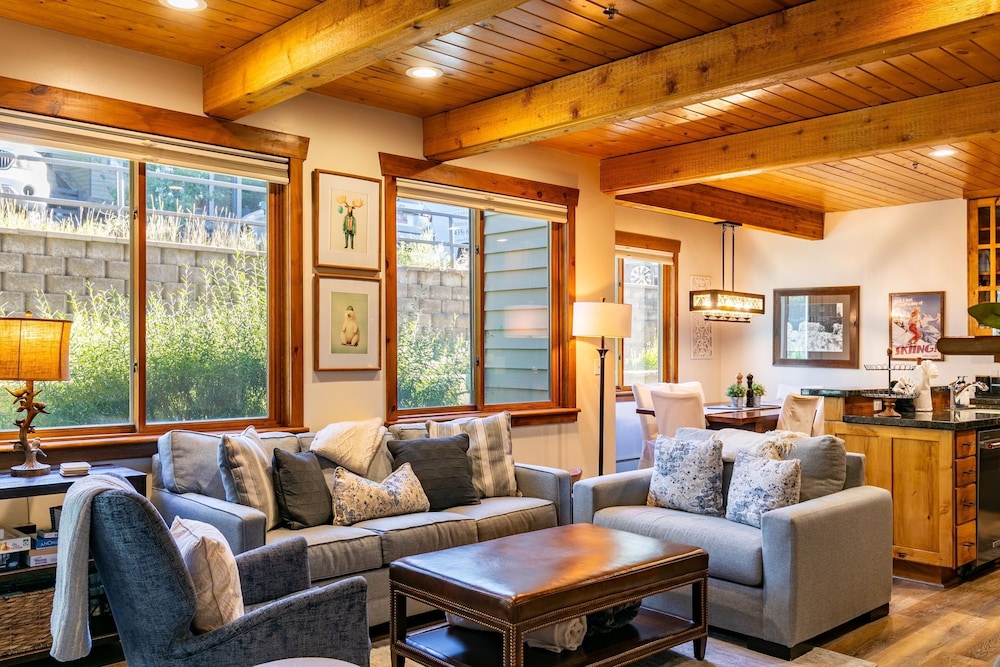 Deer Valley Den by Avantstay Beautiful Home in Ideal Location in Park City