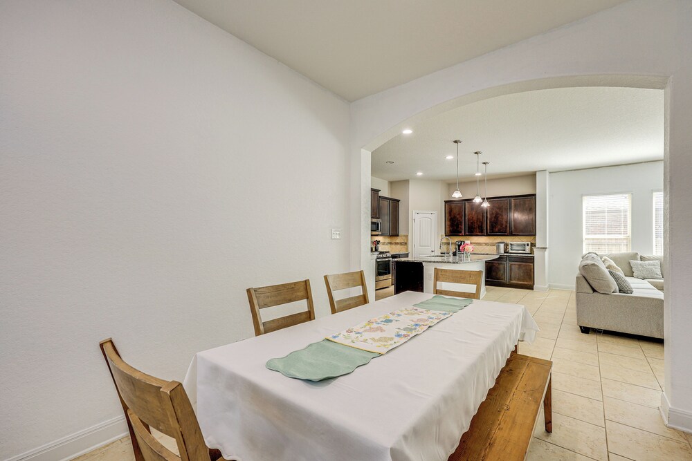 Pool Access & Fenced Yard: Modern San Antonio Gem