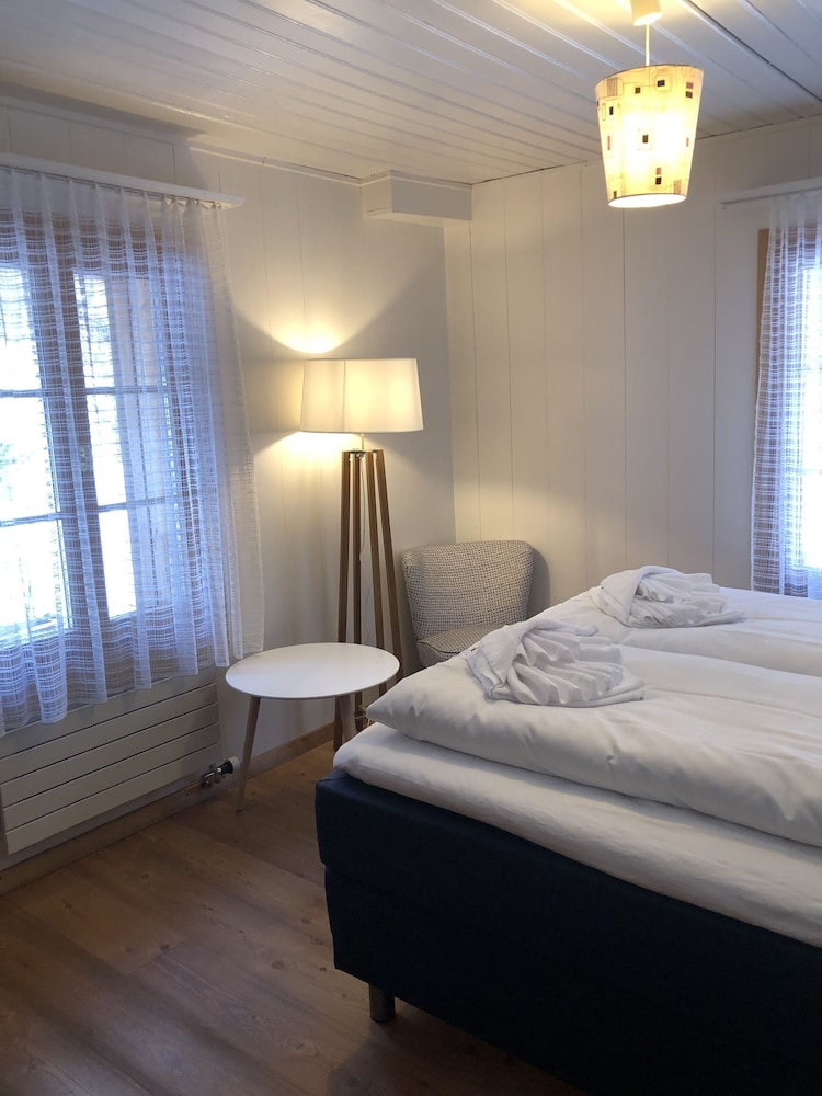 Spinas Gasthaus Val Bever - Hostel