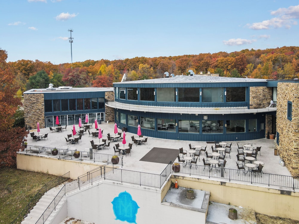 Mountain Laurel Resort