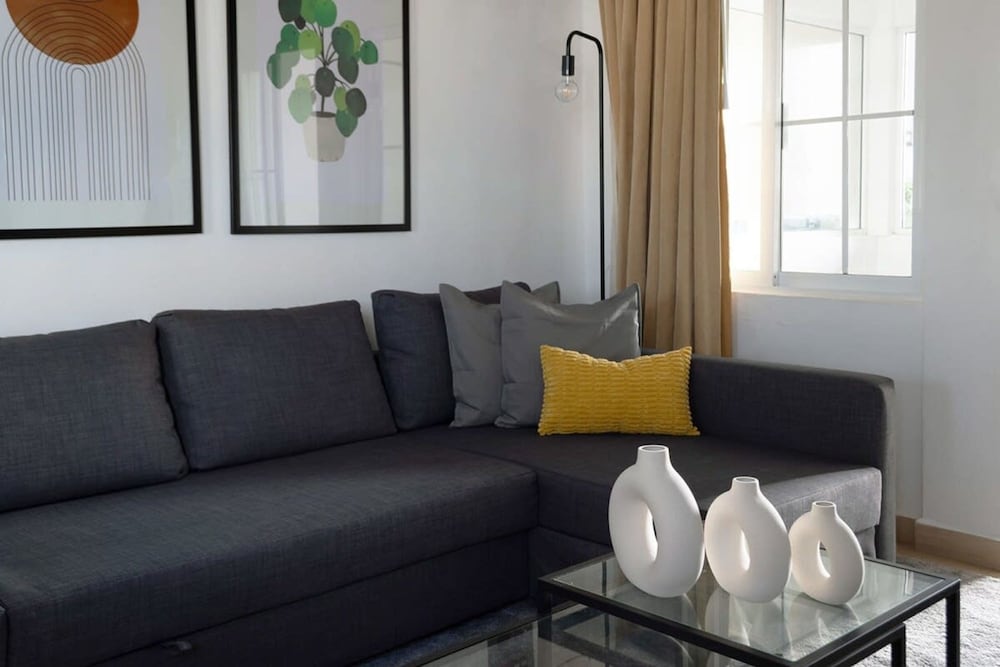 2Br Beach-near Suite Escape