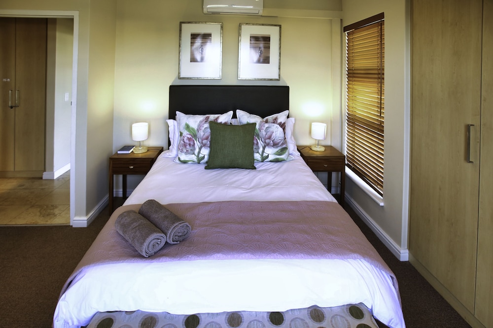 Ellefsen Golf Suite 115, Langebaan 4-Sleeper view 5
