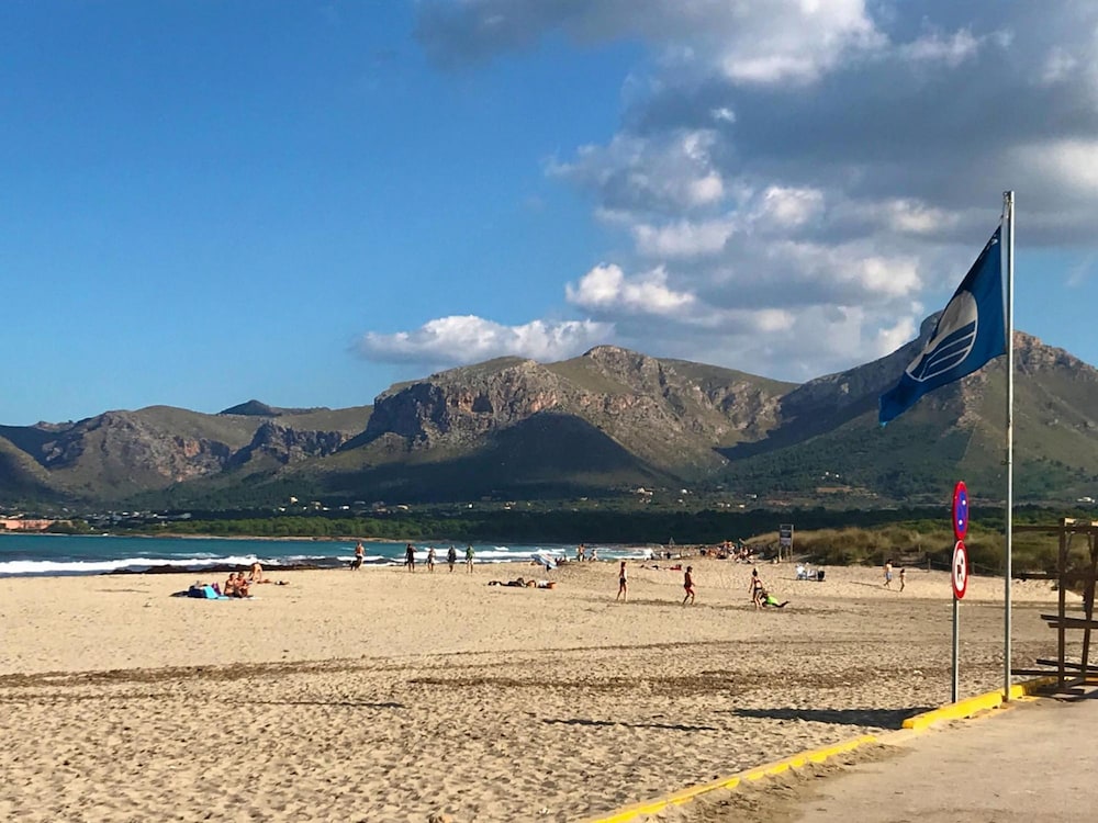 Son Serra Beach Apartment sea Views and Terrace