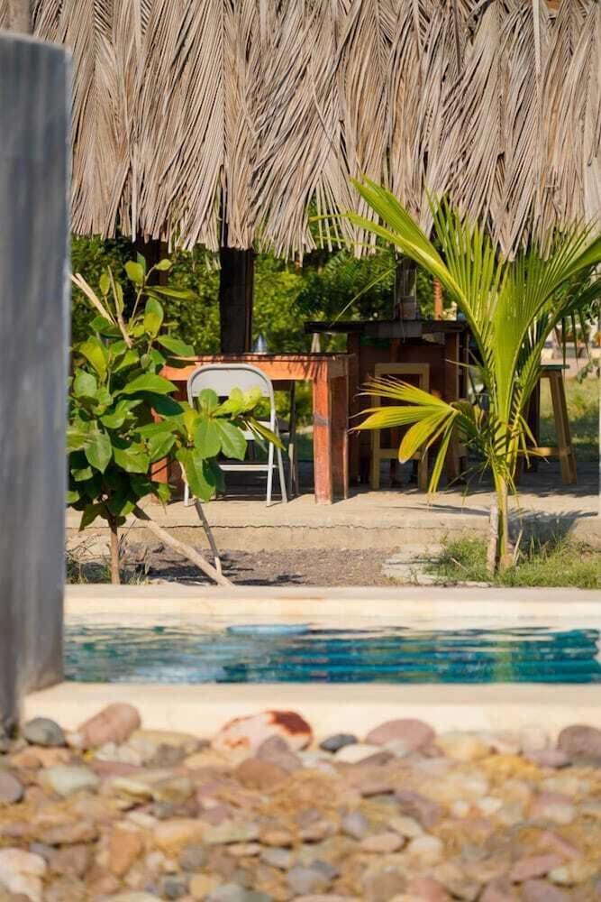 Tres Velas Surf
