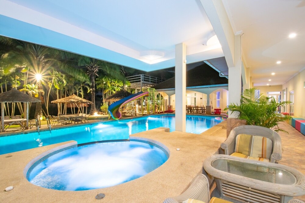 Pool Villa for Families and Party