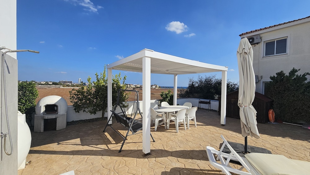 55 ATH - Stay Villa Harsha