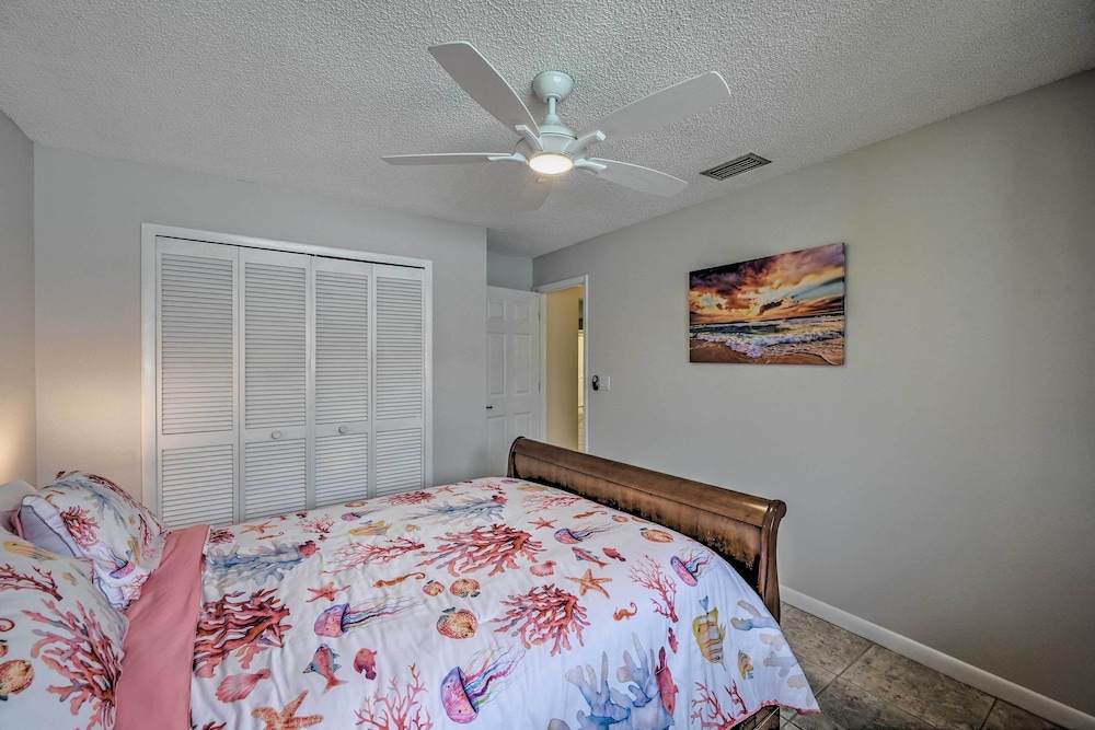 Pet-friendly Cape Coral Escape by Bike Trails - Property Image 24