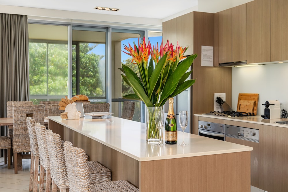 Luxury Apartments on Bells Boulevard
