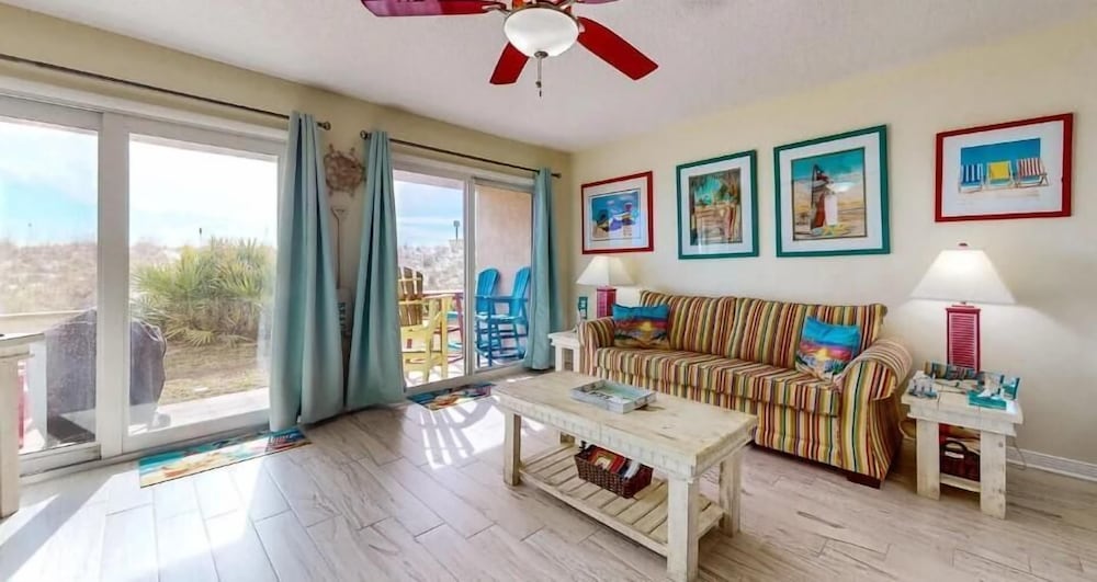 Island Sands 102