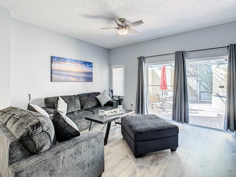 Terra Verde Resort: Townhome W/ Hottub Near Disney 3 Bedroom Townhouse
