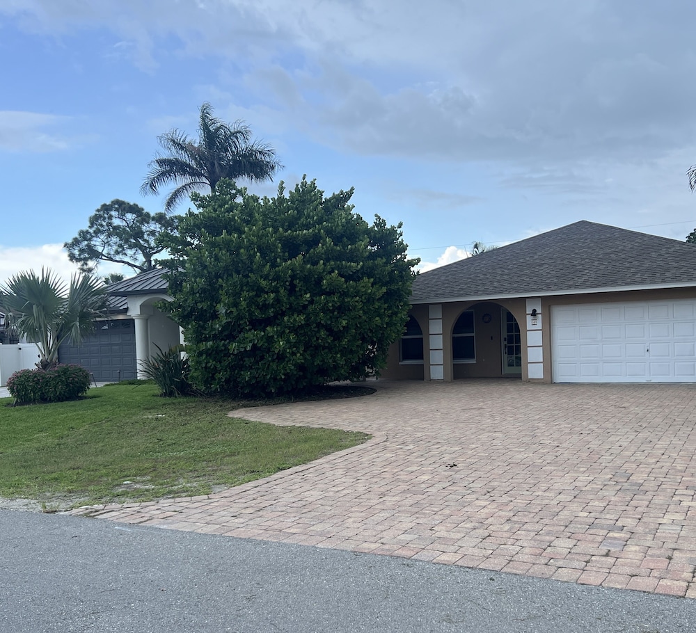 Serendipity At Naples Park By Sky Run Naples 3 Bedroom Home