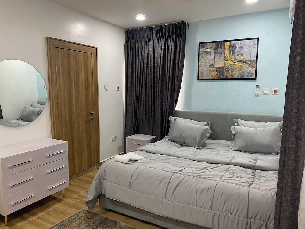 HSH LUXURY APARTMENTS