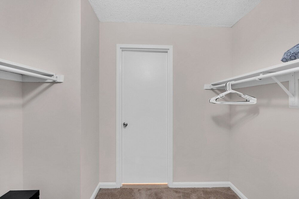 Arlington 2br Furnished Apartment In Crystal City 2 Bedroom Apts
