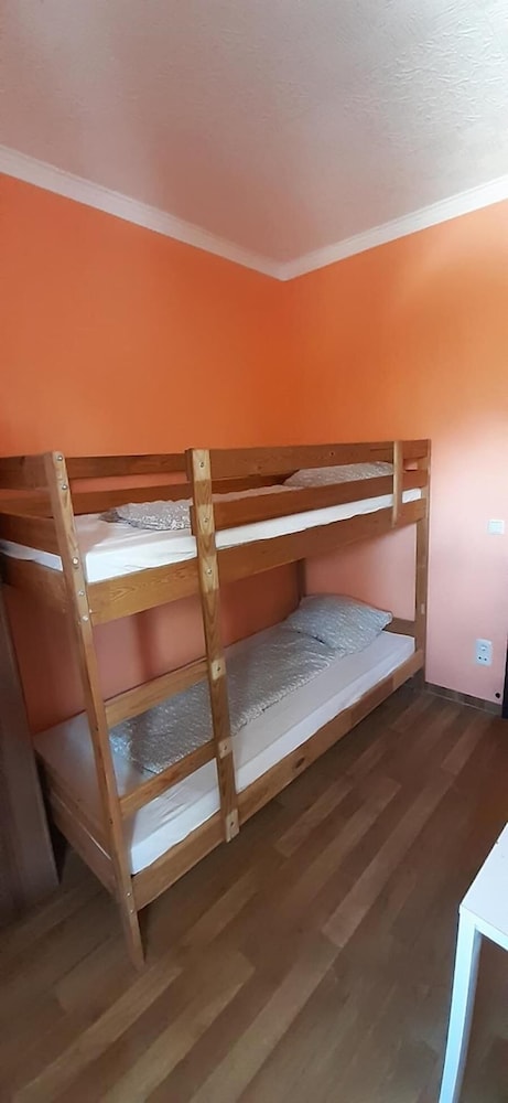 2-Rent Group Hostel Apartments EVE74