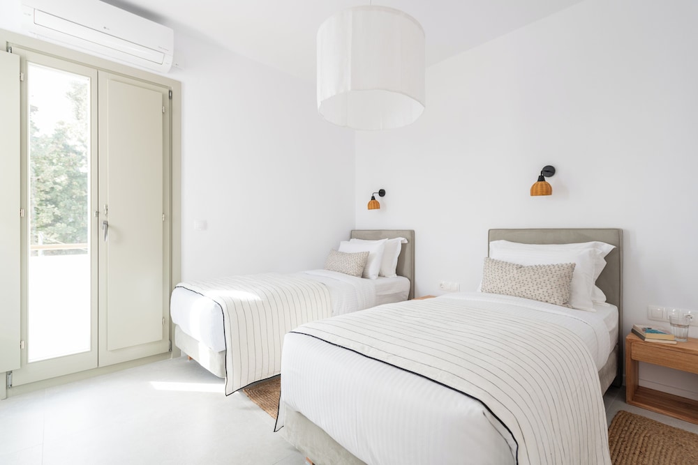 Triotissa Local Living Residences photo 3