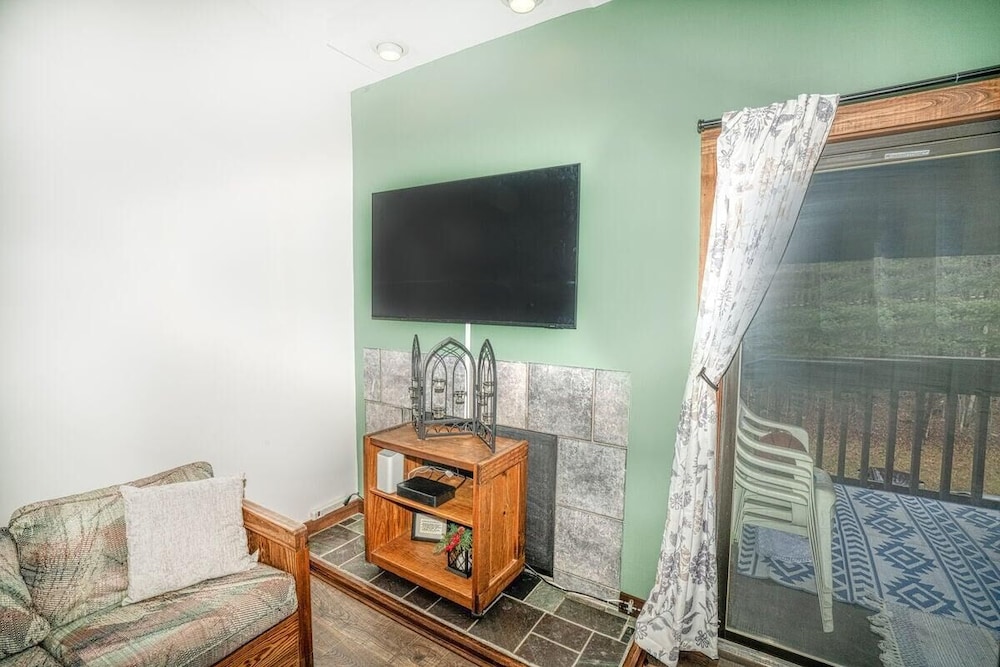 Gateway Condo A25