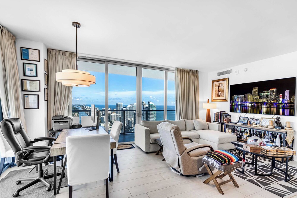 Ocean Eagle View - Luxury Oceanfront Stay for 6