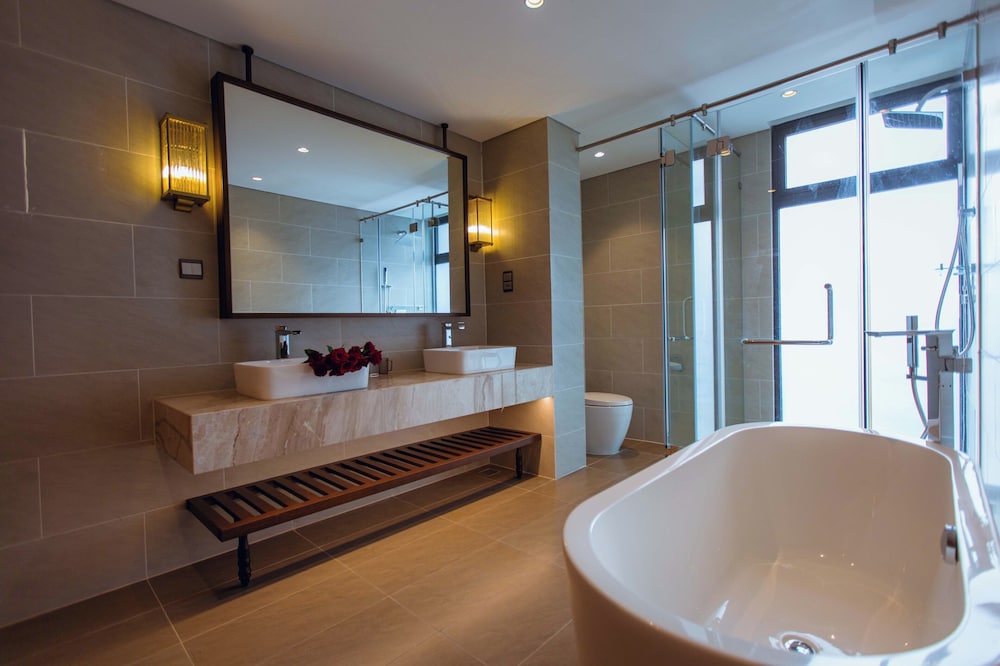 The Palm Nest Cam Ranh Pool Villa