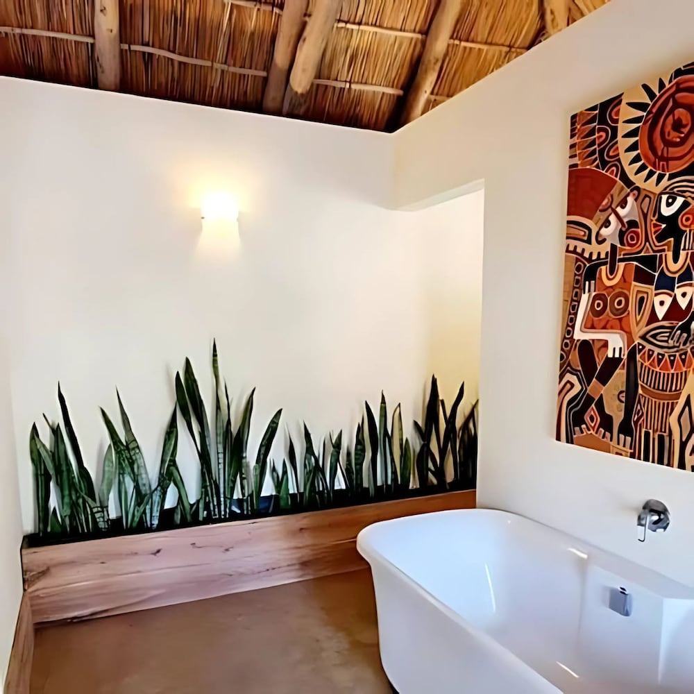 Sunset Villa - Luxury Beachfront Villa with Private Pool by Karula Sand Villas