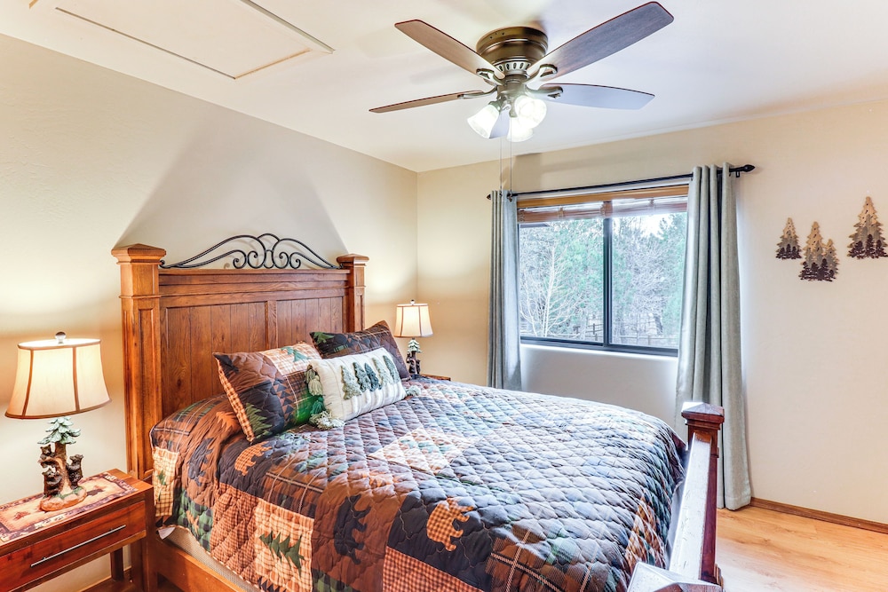 4 Mi to Fool Hollow Lake, Quiet & Cozy Cabin