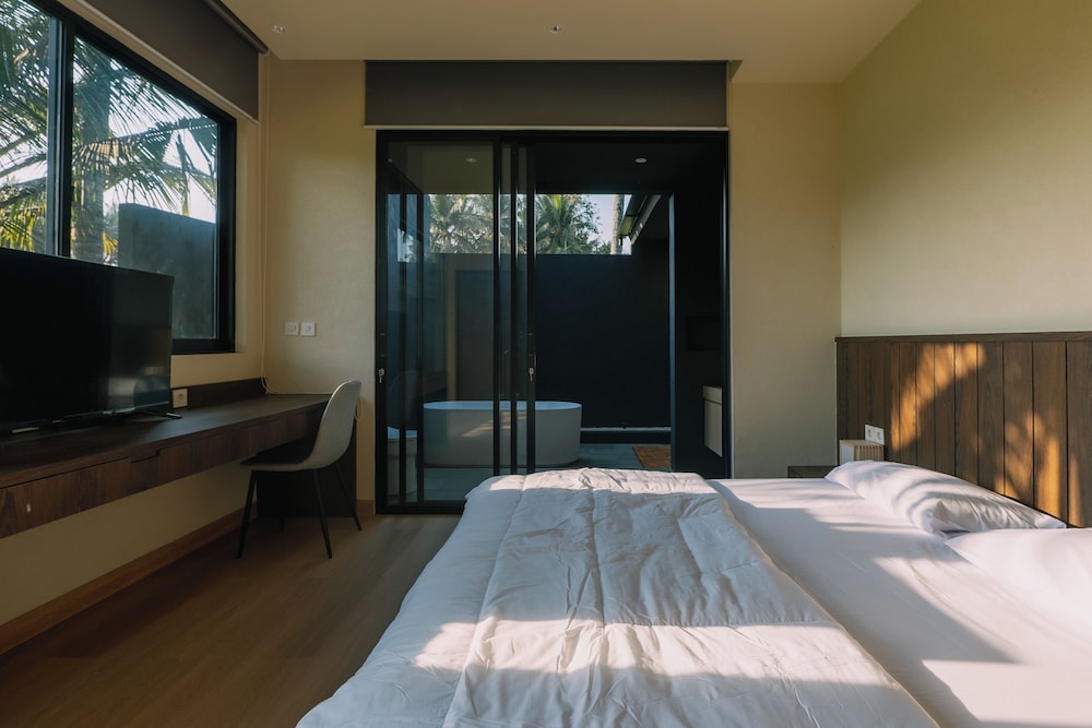 Himawari House