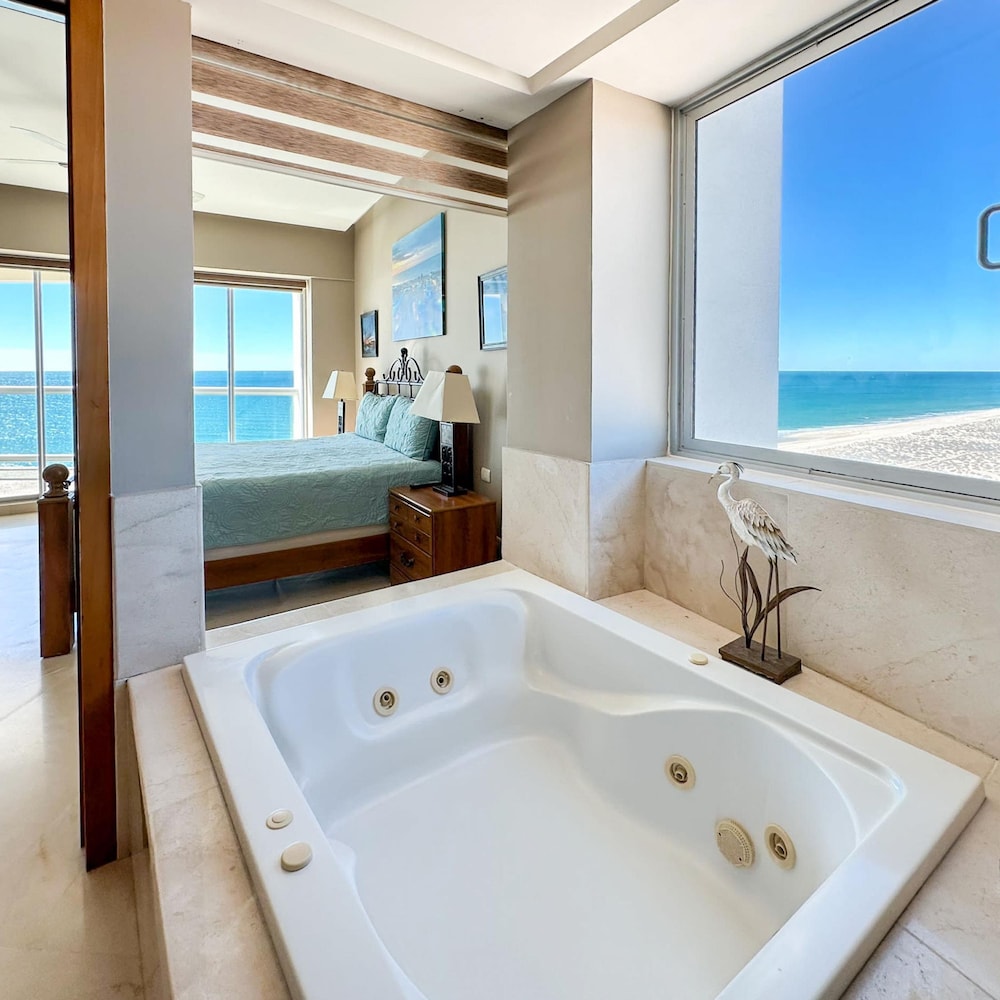 A Vista Into Tranquility Your 10th-floor Escape