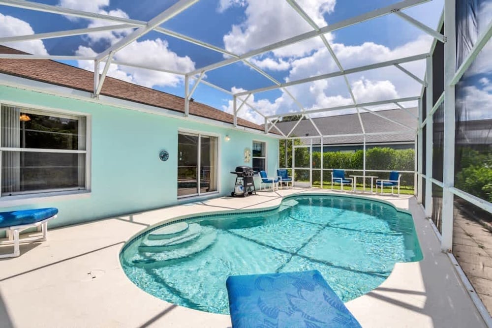 Minutes From Disney Themed 2 Bd Villa With Private Pool