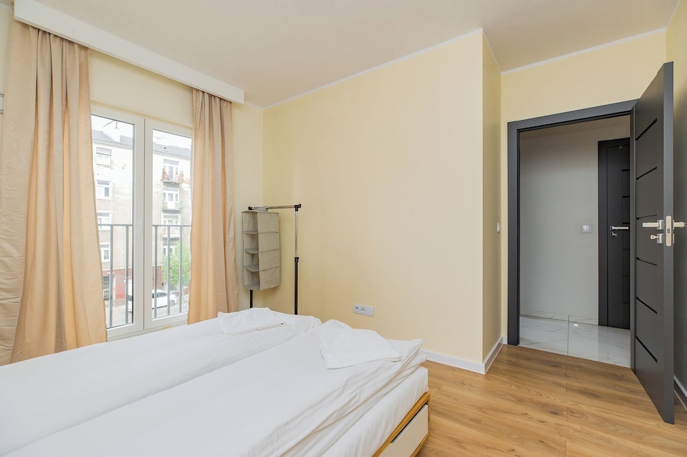 ShortStayPoland Wileńska B165 view 3