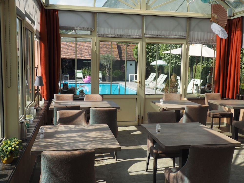 Bruges Vacations - Hotel Bloemenhof - Property Image 10