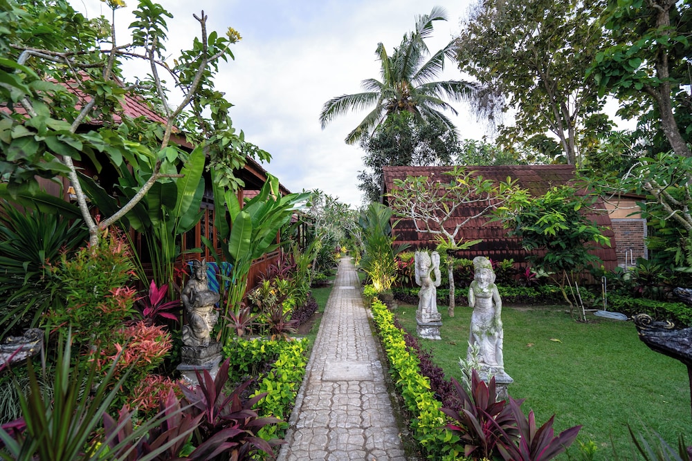 The Dukuh Retreat