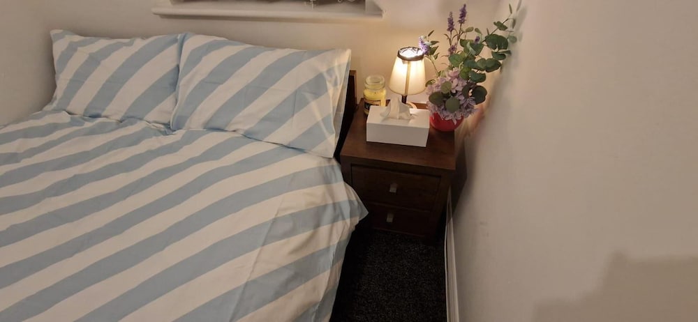 Housesleeps5-garden-parking-familyfriendly