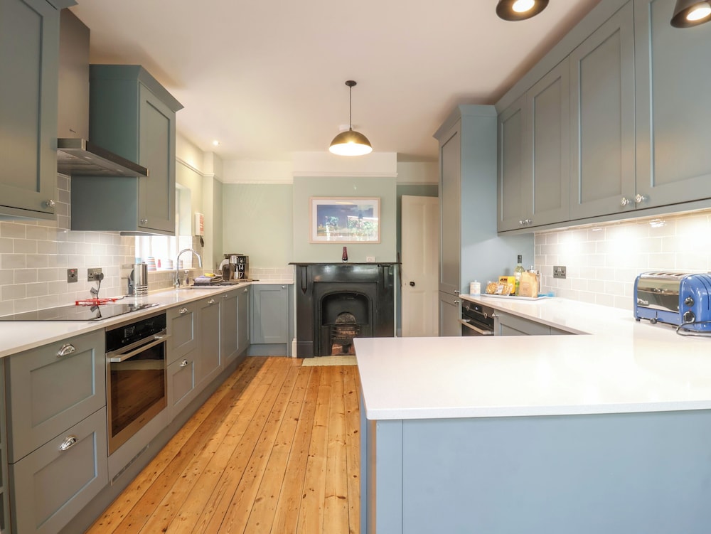 Samphire House